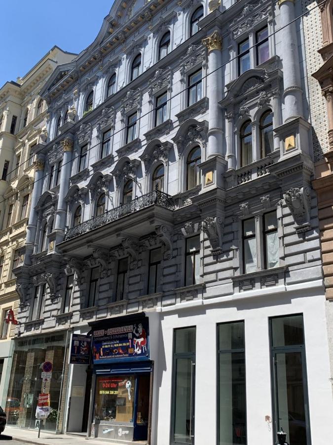 Grosszuegiges Apartment Mit Lounge Naehe Naschmarkt Wien Eksteriør billede