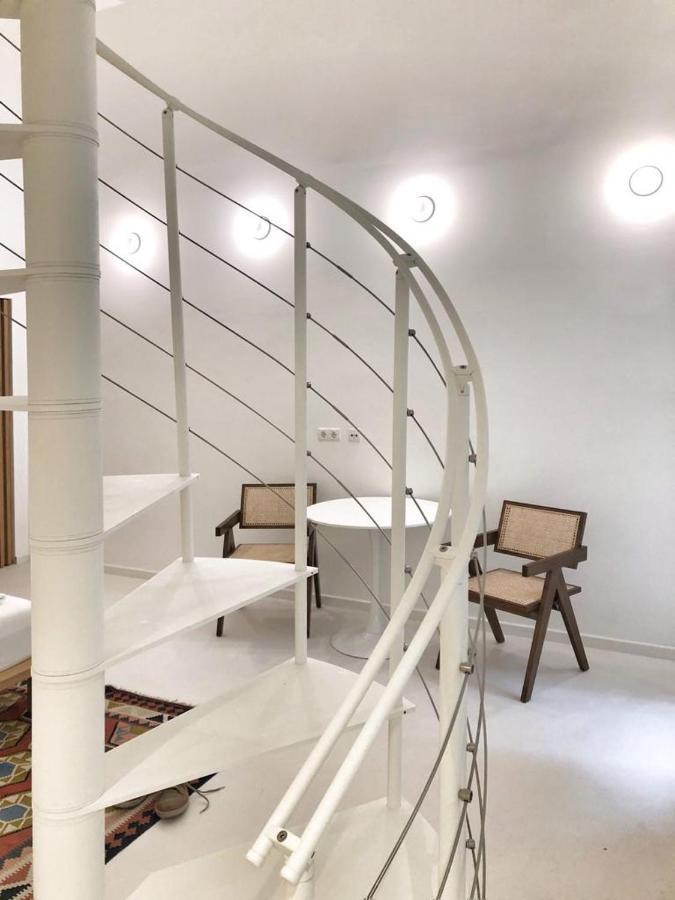 Grosszuegiges Apartment Mit Lounge Naehe Naschmarkt Wien Eksteriør billede